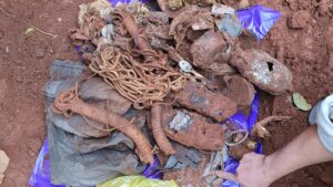 Tóm lại, việc phát hiện hài cốt liệt sĩ cùng các di vật bí ẩn tại Quảng Trị là một sự kiện mang nhiều ý nghĩa