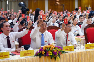 Chúng tôi kêu gọi độc giả theo dõi các thông tin mới nhất liên quan đến chỉ thị này cũng như các chính sách mới của Đảng và Bộ chính trị.