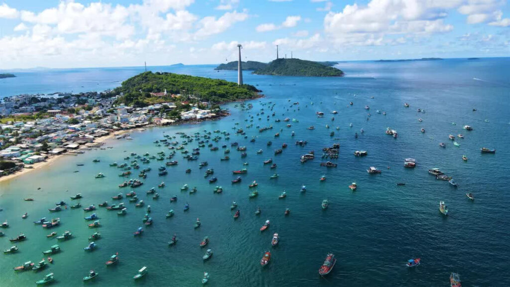 Nhìn chung, đề án tách thành phố Phú Quốc thành hai đặc khu mang đến nhiều cơ hội và thách thức cho khu vực này