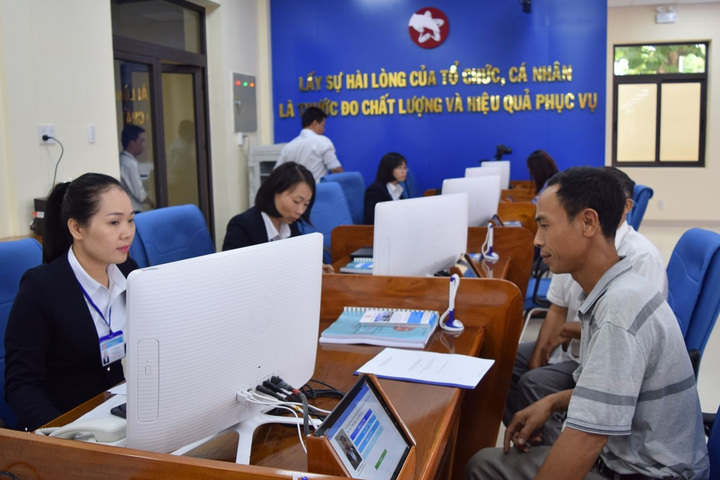 Chính sách này cũng quy định rõ quyền quyết định biên chế